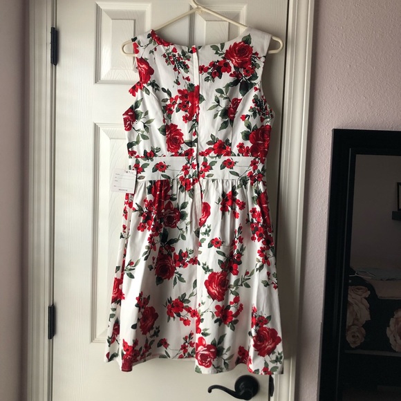 •SOLD• ModCloth Floral Dress with Bow - Picture 3 of 6